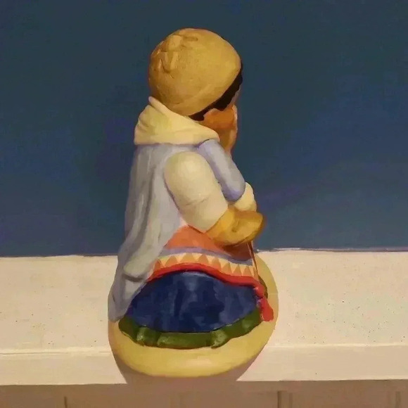 The U.N. Children Figurine-Khalil from Morocco - Picture 4 of 6